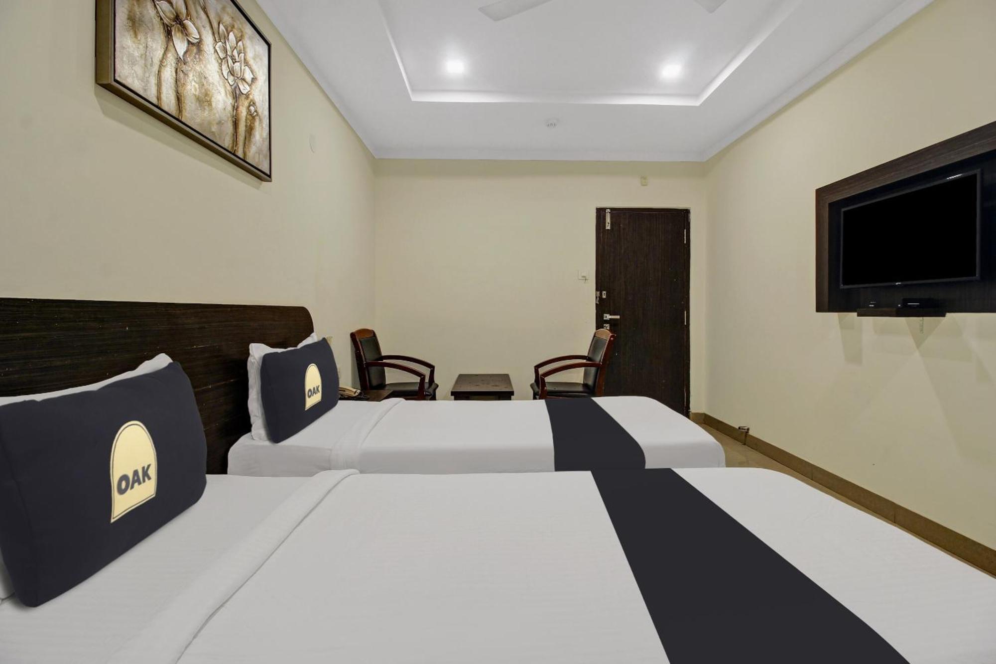 Hotel Super Townhouse Oak Lb Nagar Ramoji Hyderabad Exterior foto