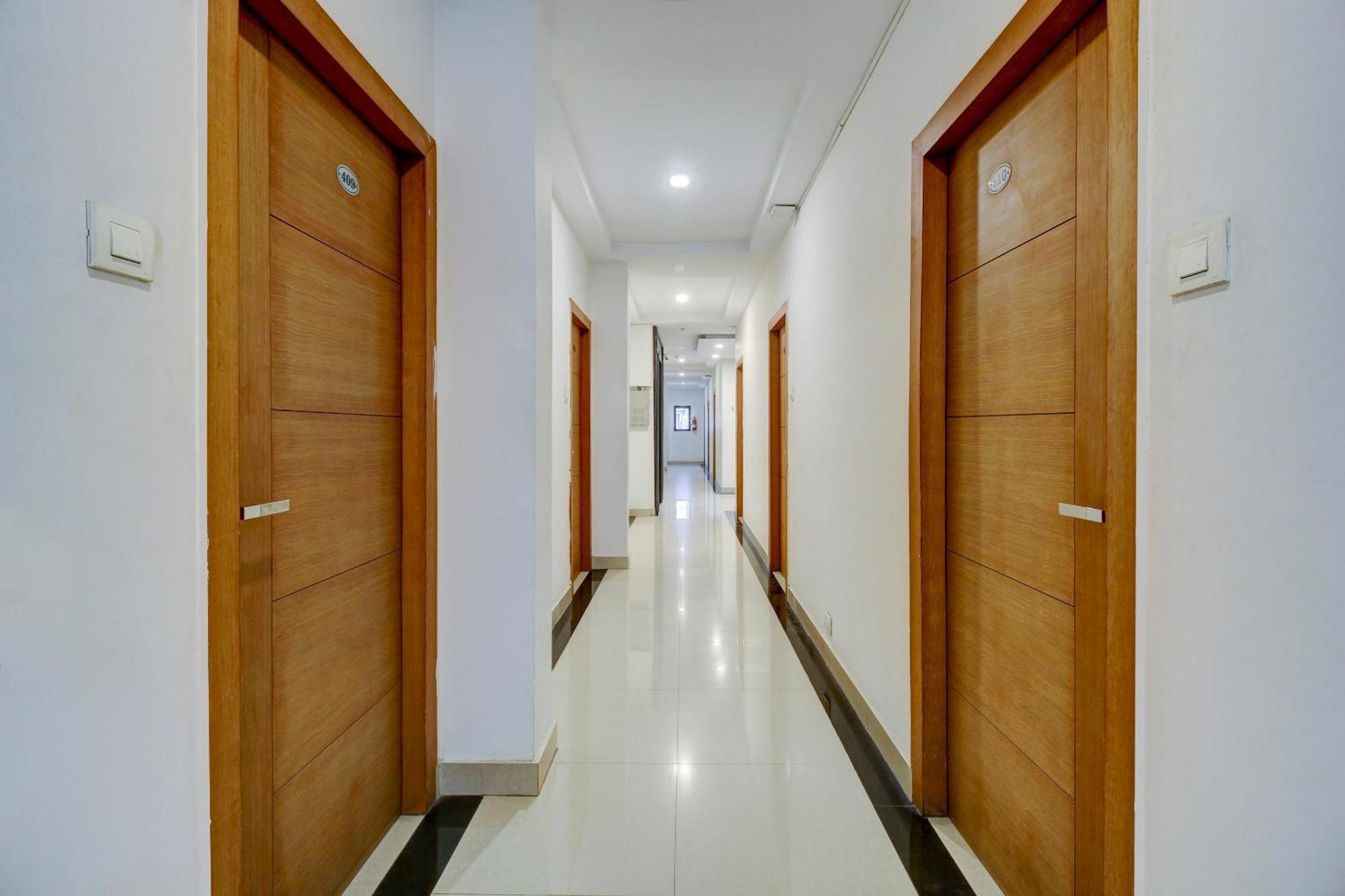 Hotel Super Townhouse Oak Lb Nagar Ramoji Hyderabad Exterior foto
